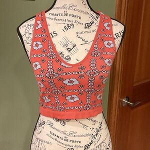 Le Movement Red Floral Tank Top, Size L